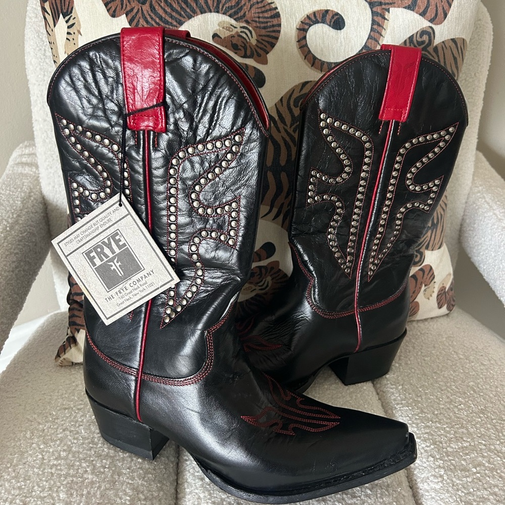 Brand new with tags Frye cowgirl boots
